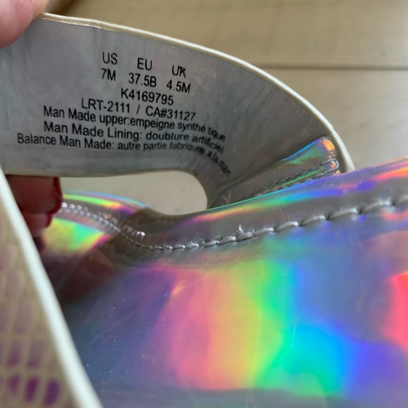 New DKNY Thong Flat Sandals - Picture 6 of 8